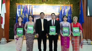 dr. Daniel Mahendrakrisna, Sp.N Dinobatkan Sebagai Lulusan Terbaik pada Pelepasan Calon Wisudawan FK Universitas Udayana Periode Oktober 2025 1